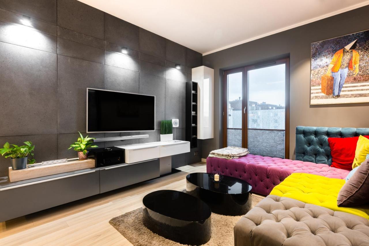 Elegant Business Accommodation With Parking - By Upstairs Краков Экстерьер фото